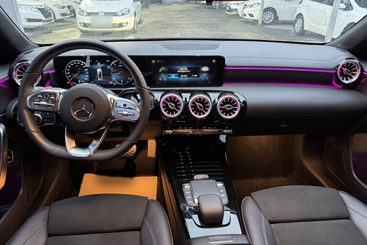 Used Mercedes-Benz A-Class 2021 A 200 L Sport Sedan Fashion Model
