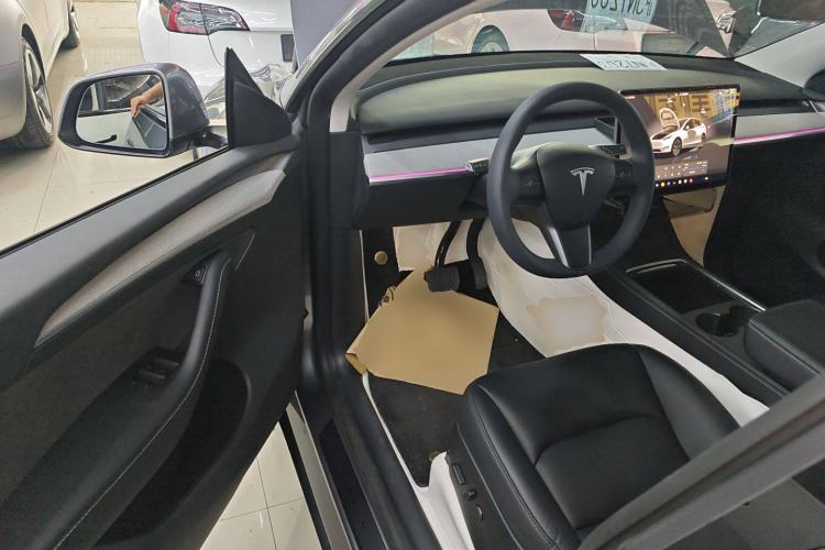 Used Tesla Model Y 2024 Rear-Wheel-Drive Version
