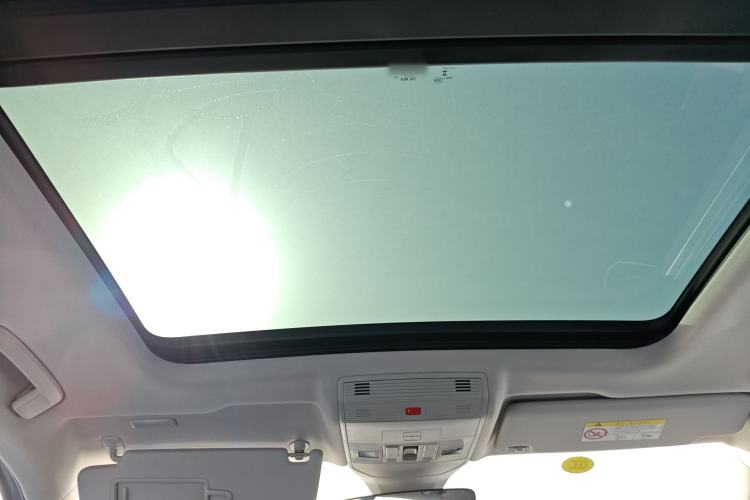 Used Volkswagen Tharu 2025 NewRui 300TSI Prestige Edition
