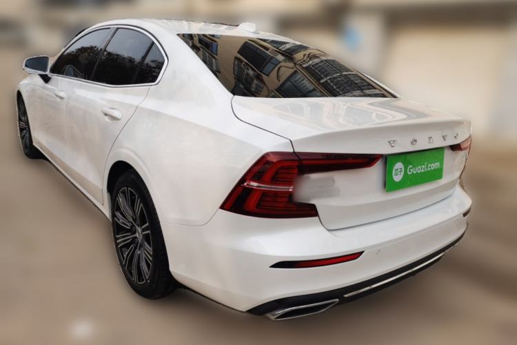 Used Volvo S60 2021 T4 Zhiyuan Luxury Edition
