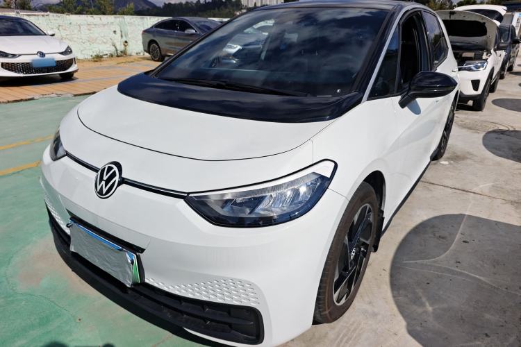 Used Volkswagen ID.3 2025 Smart Edition Outstanding Model
