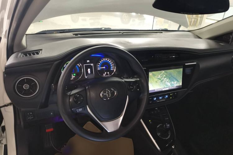 Used Toyota Corolla 2017 Revised Dual-Engine 1.8L E-CVT Leading Edition
