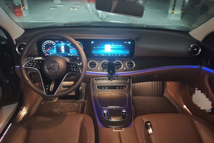 Used Mercedes-Benz E-Class 2023 Updated E 300 L Fashion Edition
