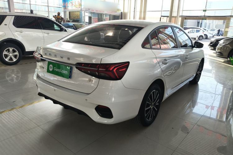 Used Roewe i5 2021 1.5L CVT Platinum Edition