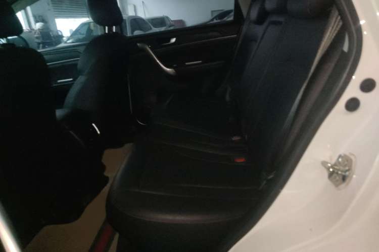 Used Haval M6 2018 Revised Version 1.5T DCT Two-Wheel Drive Elite Edition
