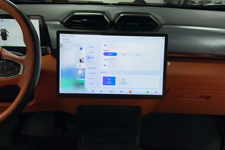 Used Dongfeng Aeolus L7 New Energy 2024 205 Premium Edition
