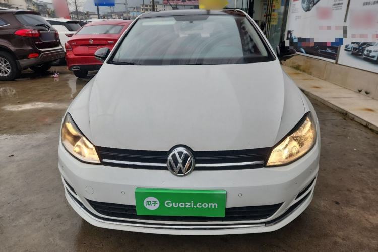 Used Volkswagen Golf 2017 1.6L Automatic Comfort Million-Vehicle Anniversary Edition