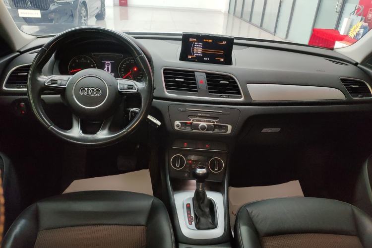Used Audi Q3 2017 30 TFSI Fashion Model
