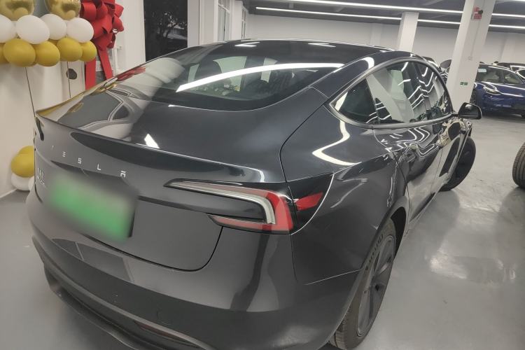 Used Tesla Model 3 2023 Long-Range All-Wheel-Drive Version
