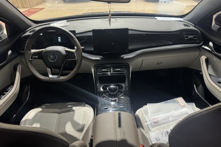 Used BYD Qin PLUS 2023 Champion Edition DM-i 55KM Leading Model
