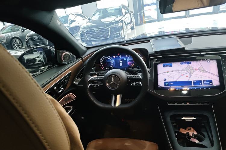 Used Mercedes-Benz E-Class 2024 Facelift E 300 L Fashion Sport Edition
