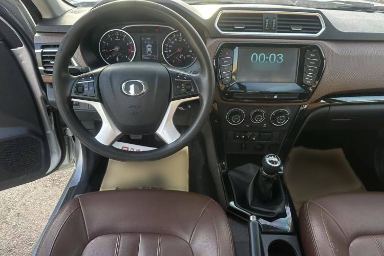 Used Great Wall Wingle 6 2017 2.4L Gasoline Two-Wheel Drive Elite Version 4G69