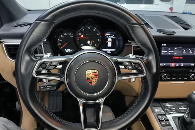 Used Porsche Macan 2017 Macan 2.0T
