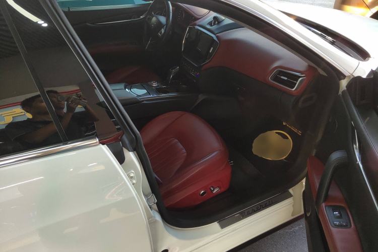 Used Maserati Ghibli 2021 2.0T Sharp Edition