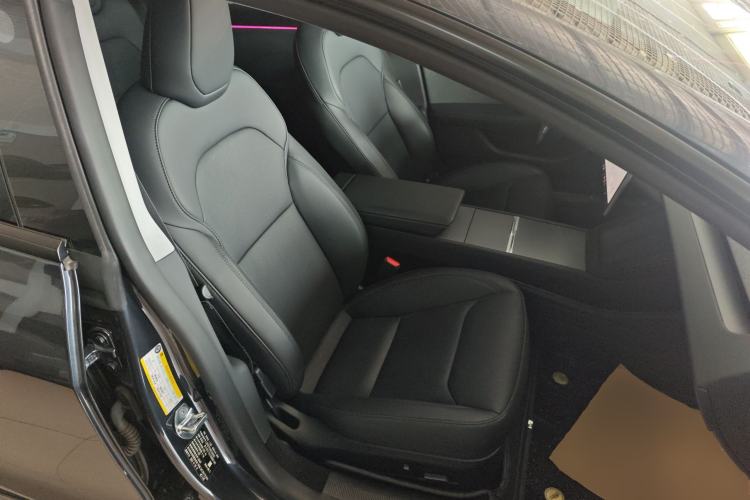 Used Tesla Model 3 2023 Rear-Wheel-Drive Version
