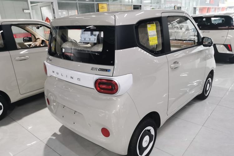 Used Wuling Hongguang MINIEV 2024 3rd Generation 215km Youth Edition
