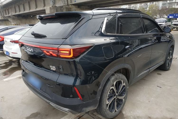 Used Dongfeng Aeolus Huge 2024 Mach Power 1.5T Luxury Model
