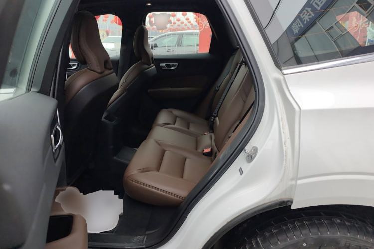 Used Volvo XC60 New Energy 2025 Plug-in Hybrid Long-Range All-Wheel Drive Smart Luxury Edition