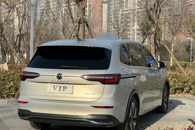 Used Volkswagen Viloran 2020 330TSI Luxury Edition
