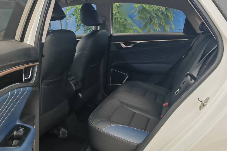 Used Geely Auto Emgrand GL 2021 UP 1.4T CVT Luxury Edition