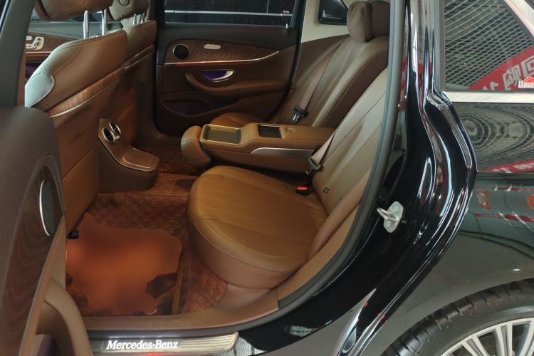 Used Mercedes-Benz E-Class 2023 Updated E 300 L Fashion Edition
