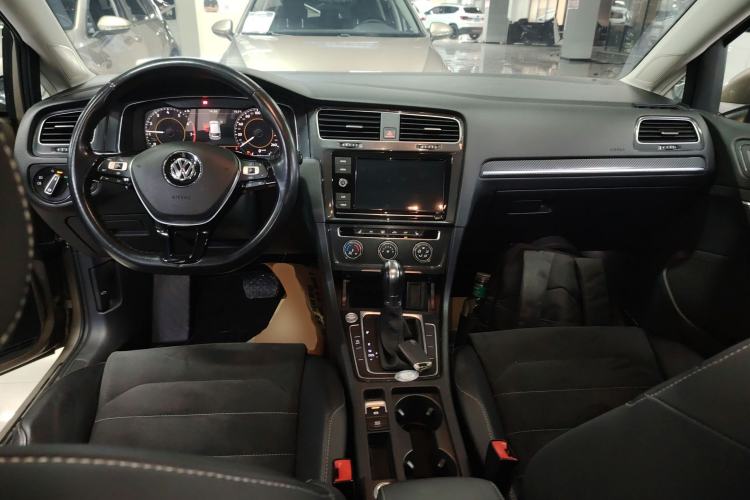 Used Volkswagen Golf 2019 280TSI DSG Luxury Version China VI Standard
