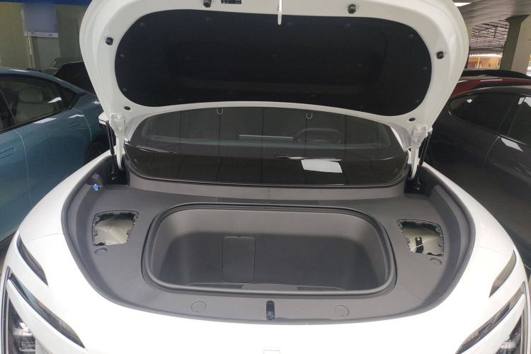 Used  07 2024 Pro+ All-Electric Version