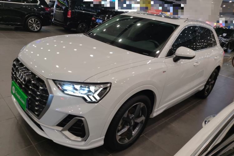 Used Audi Q3 2019 35 TFSI Fashion Dynamic Model