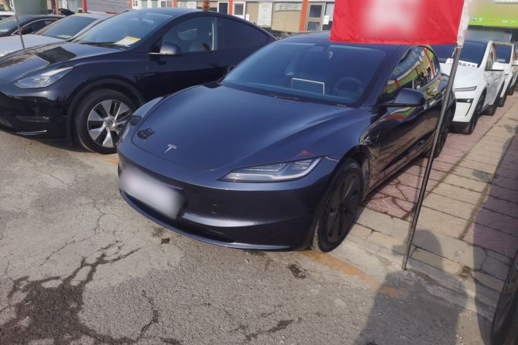 Used Tesla Model 3 2023 Rear-Wheel-Drive Version