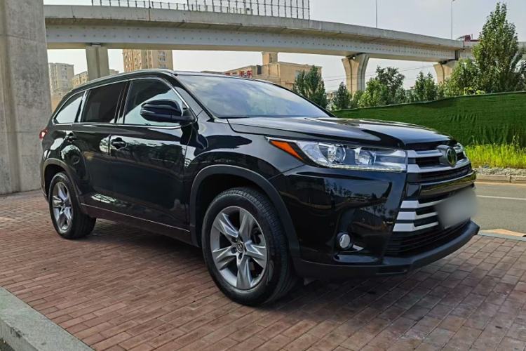 Used Toyota Highlander 2018 2.0T Four-Wheel Drive Luxury Edition 7 Seats China V Emission Standard
