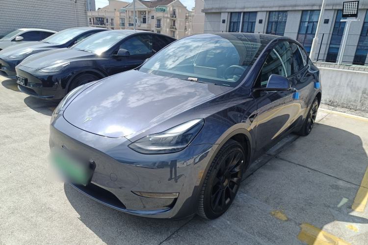 Used Tesla Model Y 2022 Long-Range All-Wheel-Drive Version