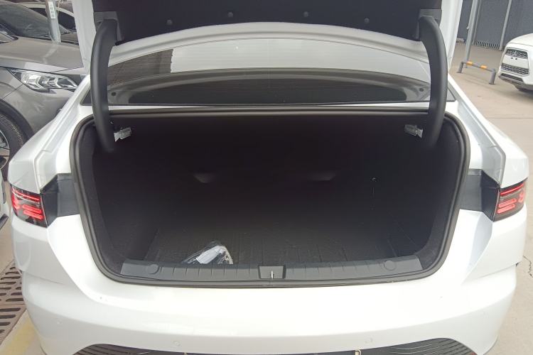 Used BYD Destroyer 05 2024 HONOR Edition DM-i 55KM Luxury Model
