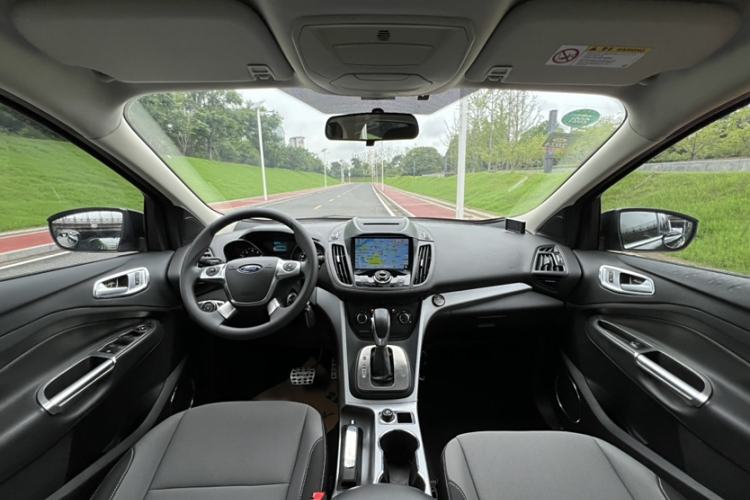 Used Ford Kuga 2013 1.6L GTDi Two-Wheel-Drive Comfort Model
