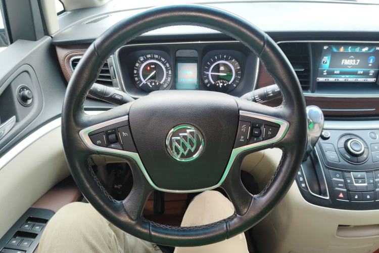 Used Buick GL8 2017 25S Luxury Version China V Standard
