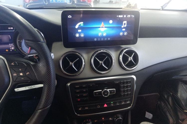 Used Mercedes-Benz GLA 2015 GLA 220 4MATIC Fashion Model