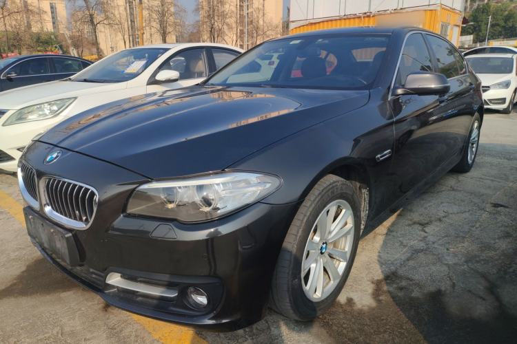 Used BMW 5 Series 2014 520Li Elegant Model
