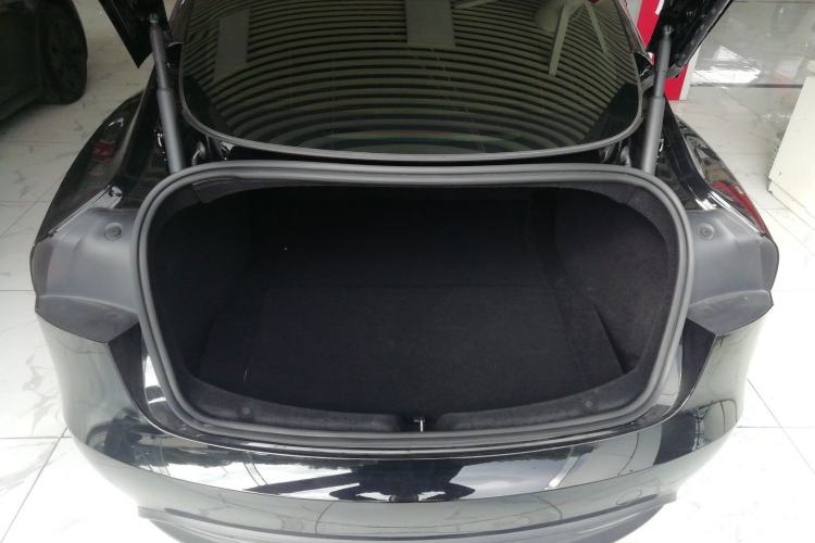 Used Tesla Model 3 2023 Long-Range All-Wheel-Drive Version
