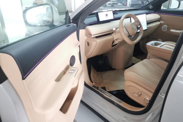 Used  Star Era ET 2024 Extended-Range 240 Ultra All-Wheel Drive