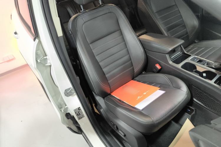 Used Ford Kuga 2019 EcoBoost 180 Two-Wheel-Drive Titanium Plus Model China V Standard