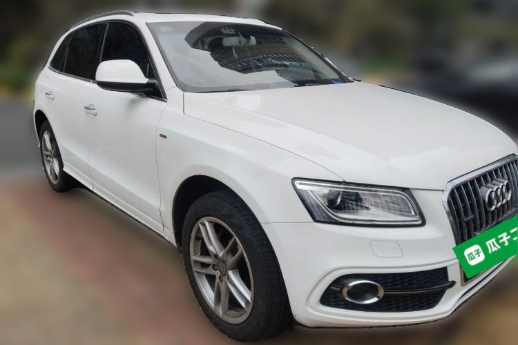 Used Audi Q5 2018 Collector's Edition 40 TFSI Technology Model