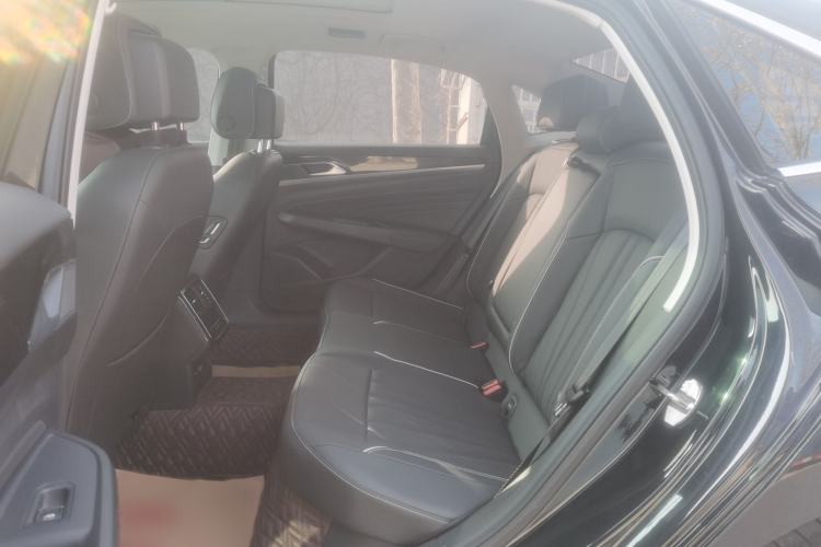 Used Volkswagen Passat 2024 380TSI Starry Dragon Edition
