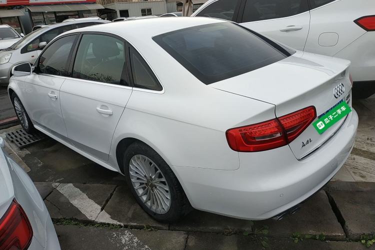 Used Audi A4L 2015 35 TFSI Automatic Comfort Model
