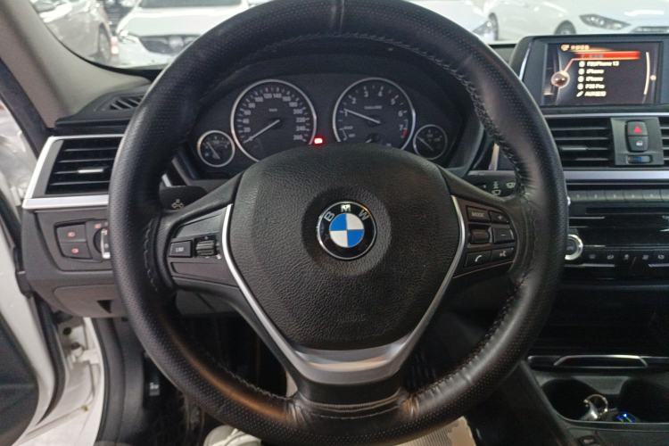 Used BMW 3 Series 2017 318Li Fashion Model
