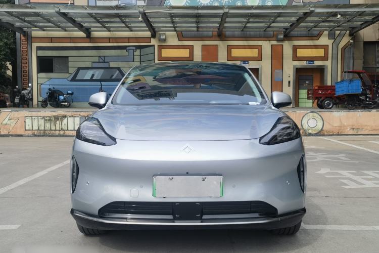 Used  HT 2023 670 Rear-Drive Ultra-High-Voltage NDA Version
