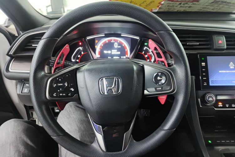 Used Honda Civic 2021 HATCHBACK 220TURBO CVT Trendy Cool Edition
