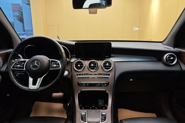 Used Mercedes-Benz GLC 2021 GLC 300 L 4MATIC Dynamic Model