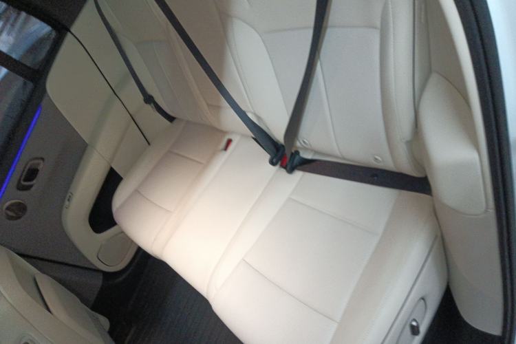 Used Li Auto Li Auto i6 2025 Model Two-Wheel-Drive Standard Type