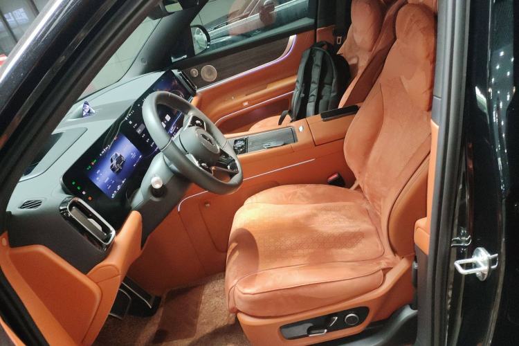 Used Hima AITO M9 2024 Range-Extended Ultra Version 52 kWh 5-Seater Model
