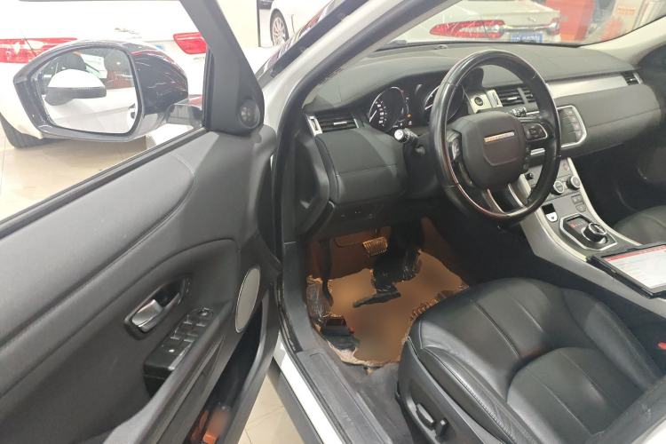 Used Land Rover Range Rover Evoque 2018 240PS PURE Style Edition
