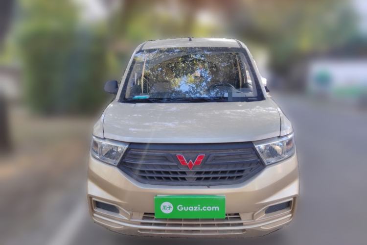 Used Wuling Hongguang V 2019 1.5L Jingqu Edition Sealed-Window Vehicle China VI LAR
